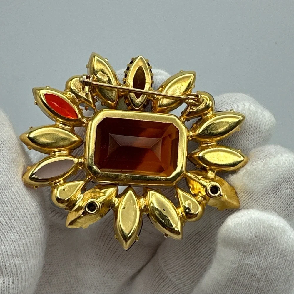 Vintage Rhinestone Multi Color Large‎ Amber Center Brooch/Pin #629